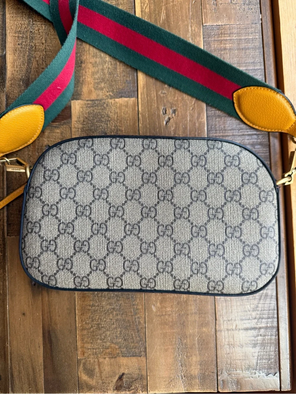 Gucci Neo Vintage GG Supreme Camera Bag Crossbody Messenger 476466